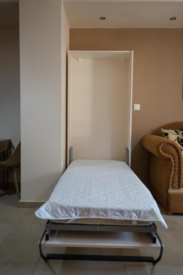 Theo And Irin'S Houses Φλογητά Εξωτερικό φωτογραφία
