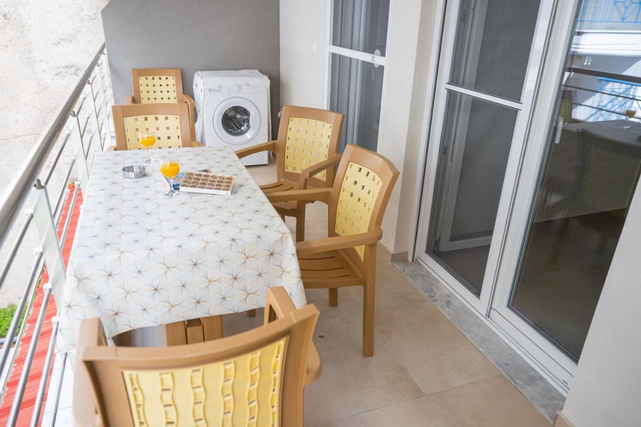 Theo And Irin'S Houses Φλογητά Εξωτερικό φωτογραφία